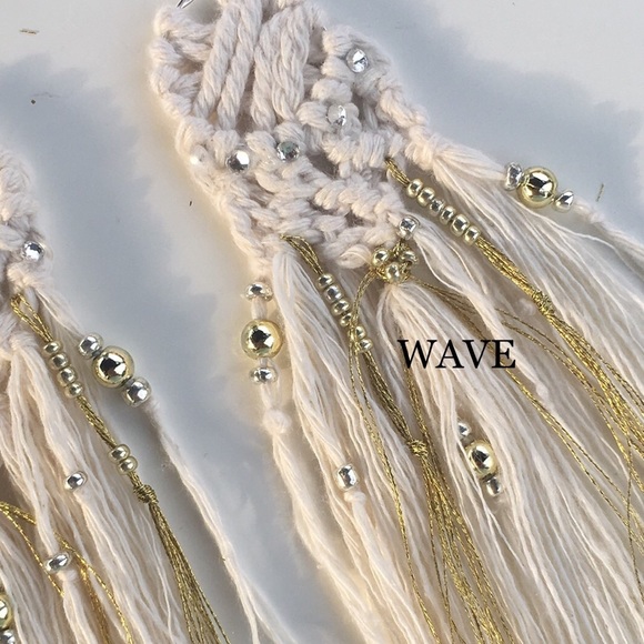 Feather earrings- dip dyed & custom made - Picture 5 of 5